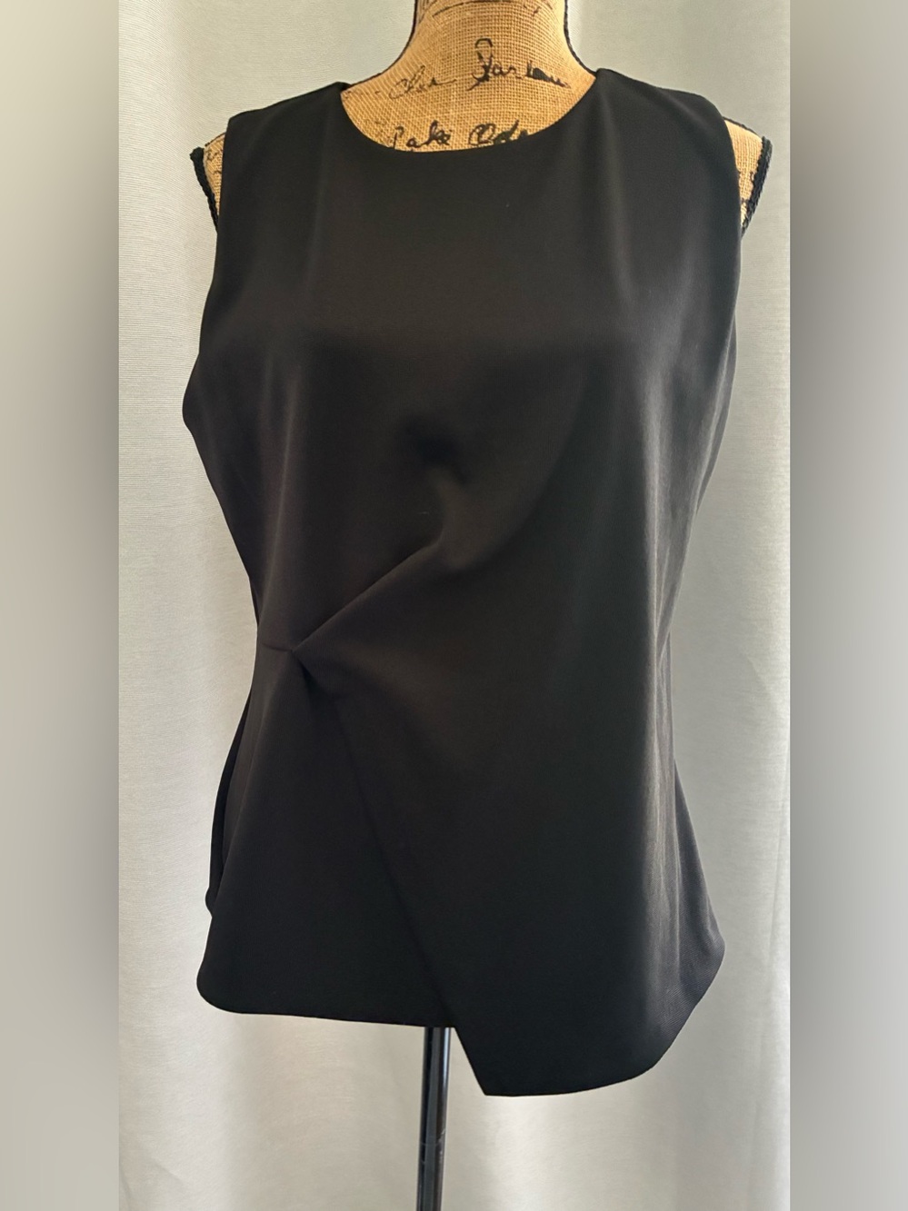 White House Black Market Black Sleeveless Twist-Detail Shell
